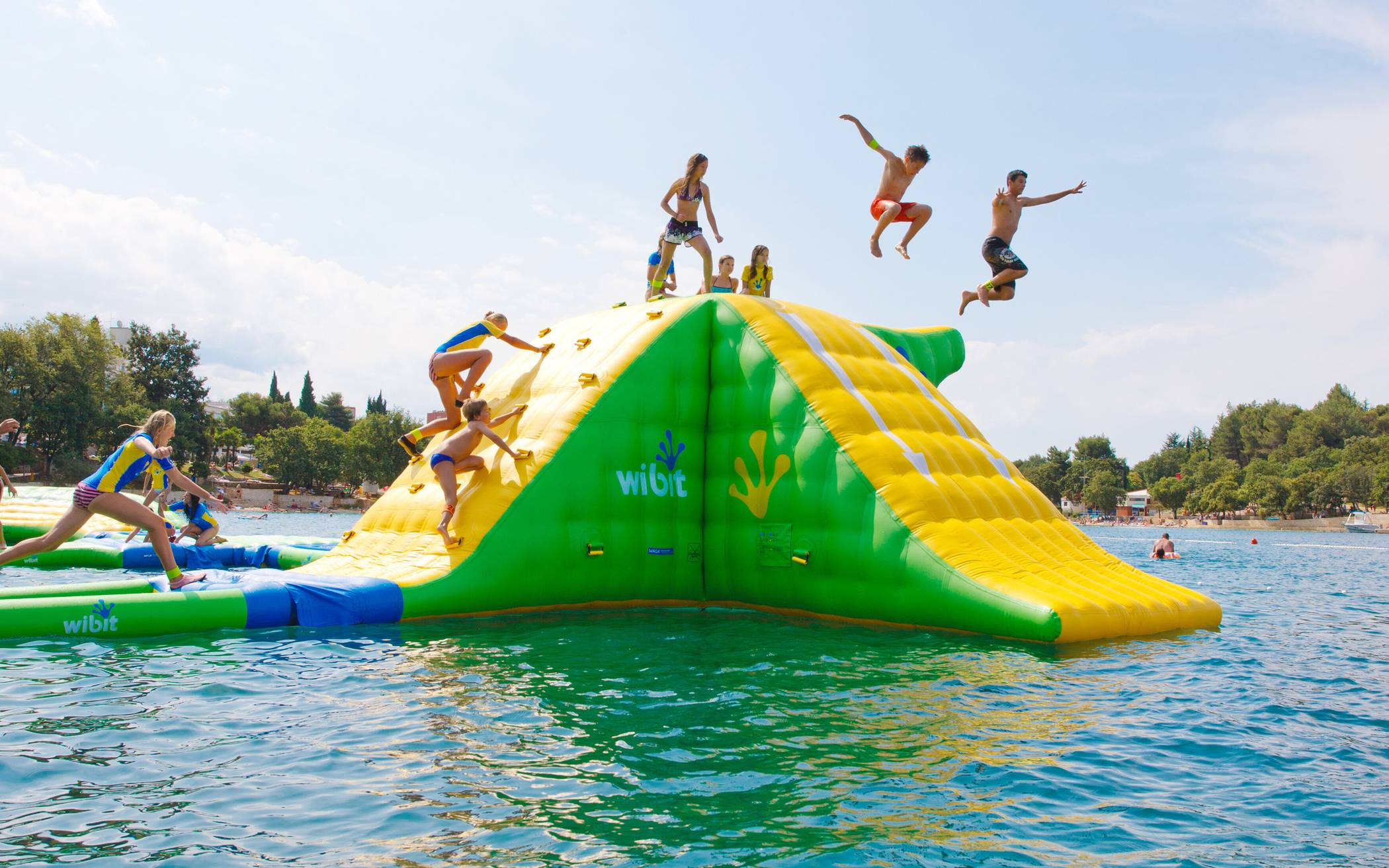 Neuer Wibit Sports-Park am Unterbacher See: Fun und Action auf dem Wasser