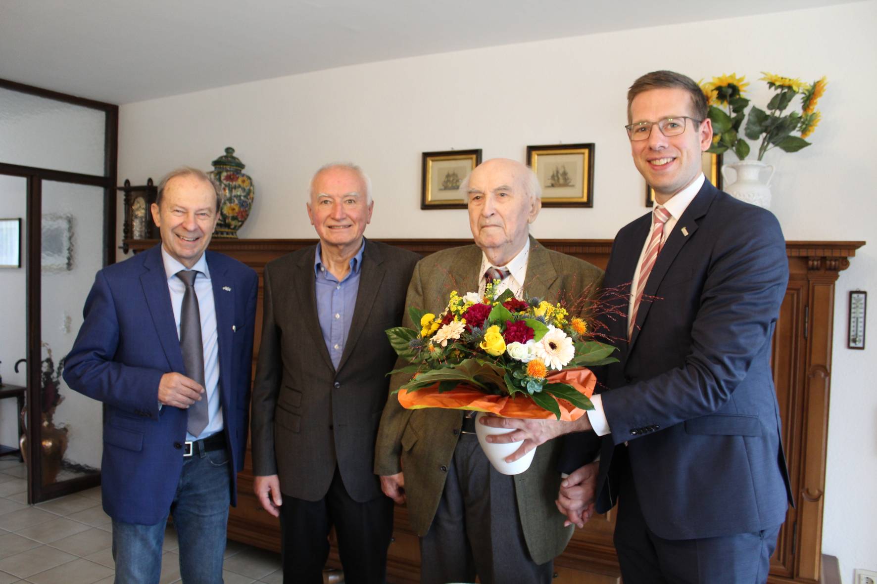 Bürgermeister Christoph Schultz besucht Arno Werner