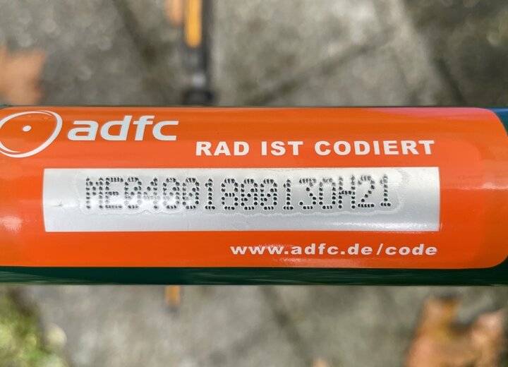 ADFC Erkrath codiert Fahrräder