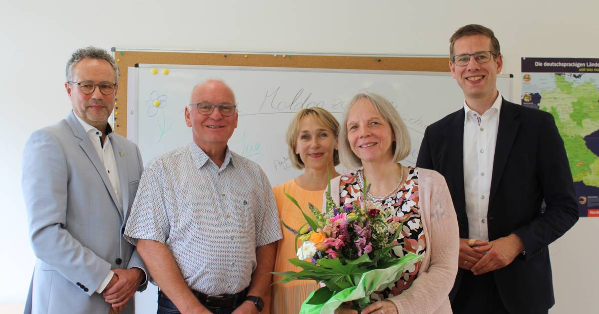 verabschiedung-von-vhs-leiterin-dr-ursula-moldon