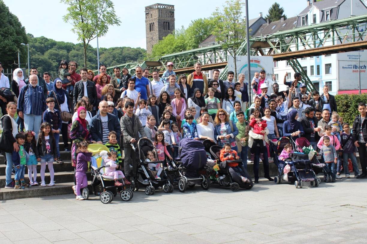 Flüchtlinge besuchen Wuppertaler Zoo