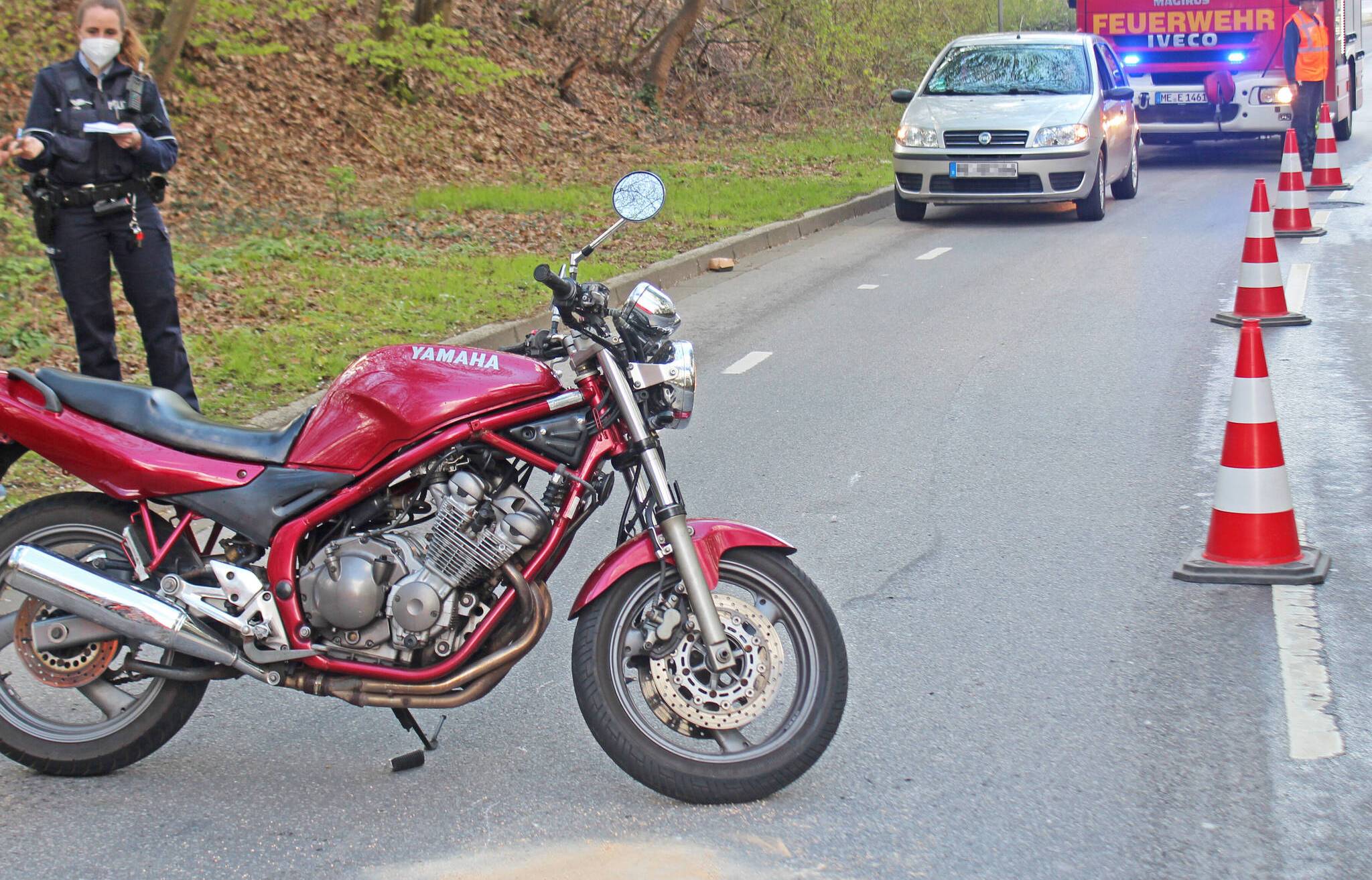  Der Fahrer dieser Yamaha-Maschine kam bei dem Unfall zu Fall. 