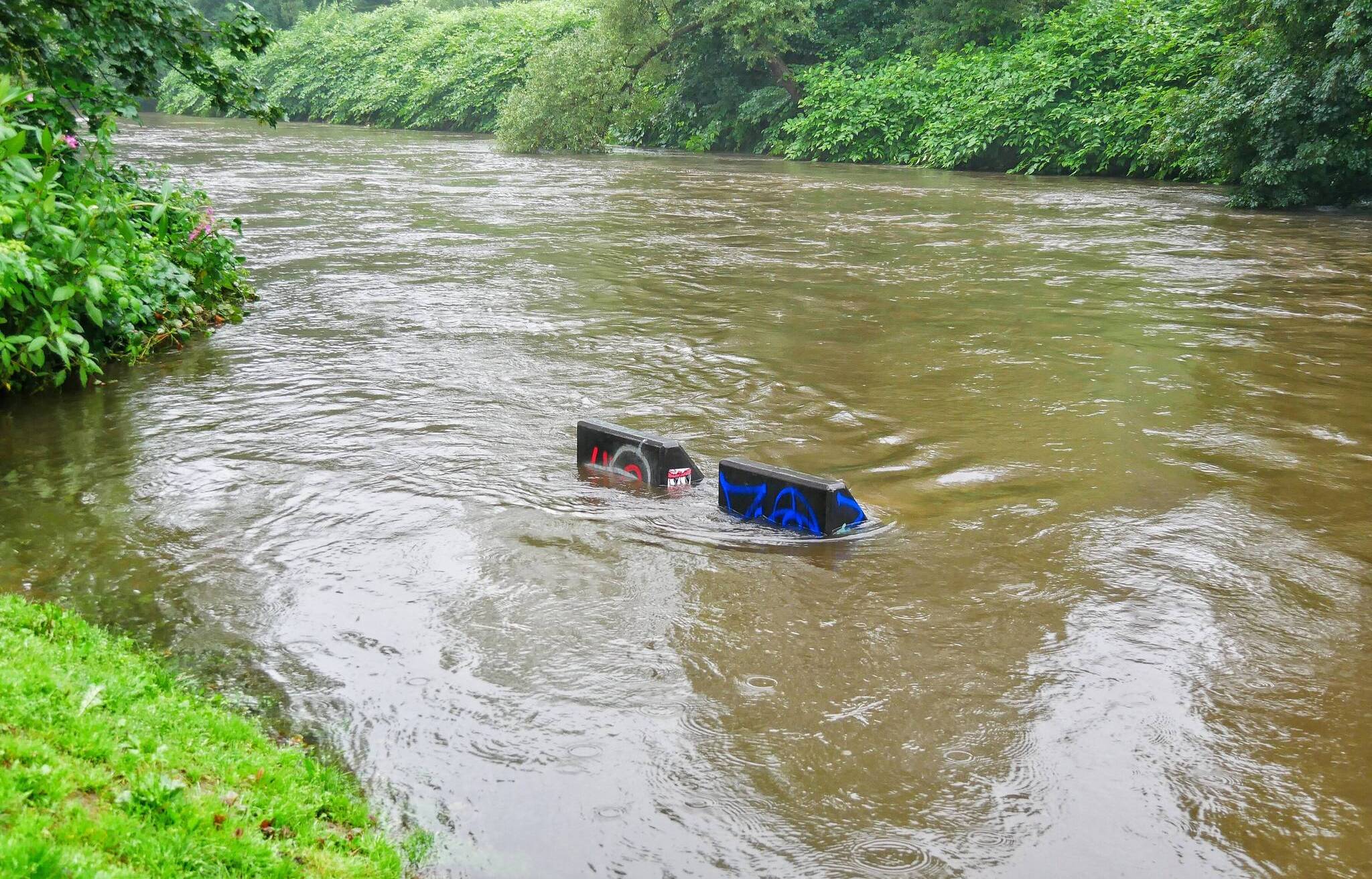 Update zur Lage im Kreis Mettmann: Starkregen: Erste Einsatzbilanz der Kreispolizeibehörde Mettmann