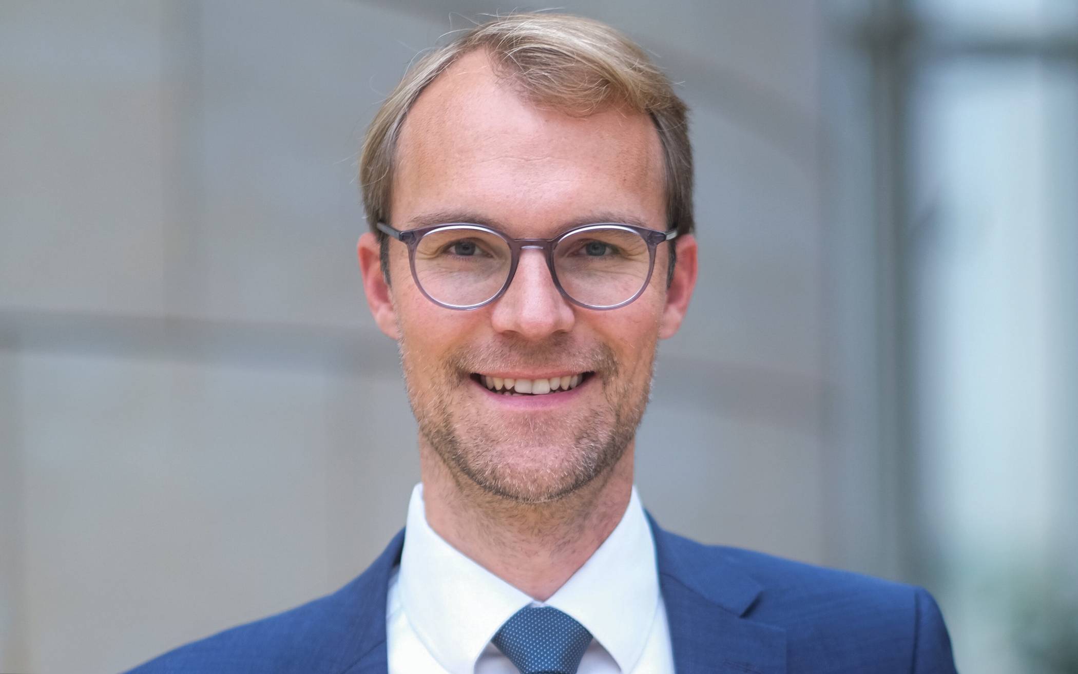  Dr. Christian Untrieser (CDU). 