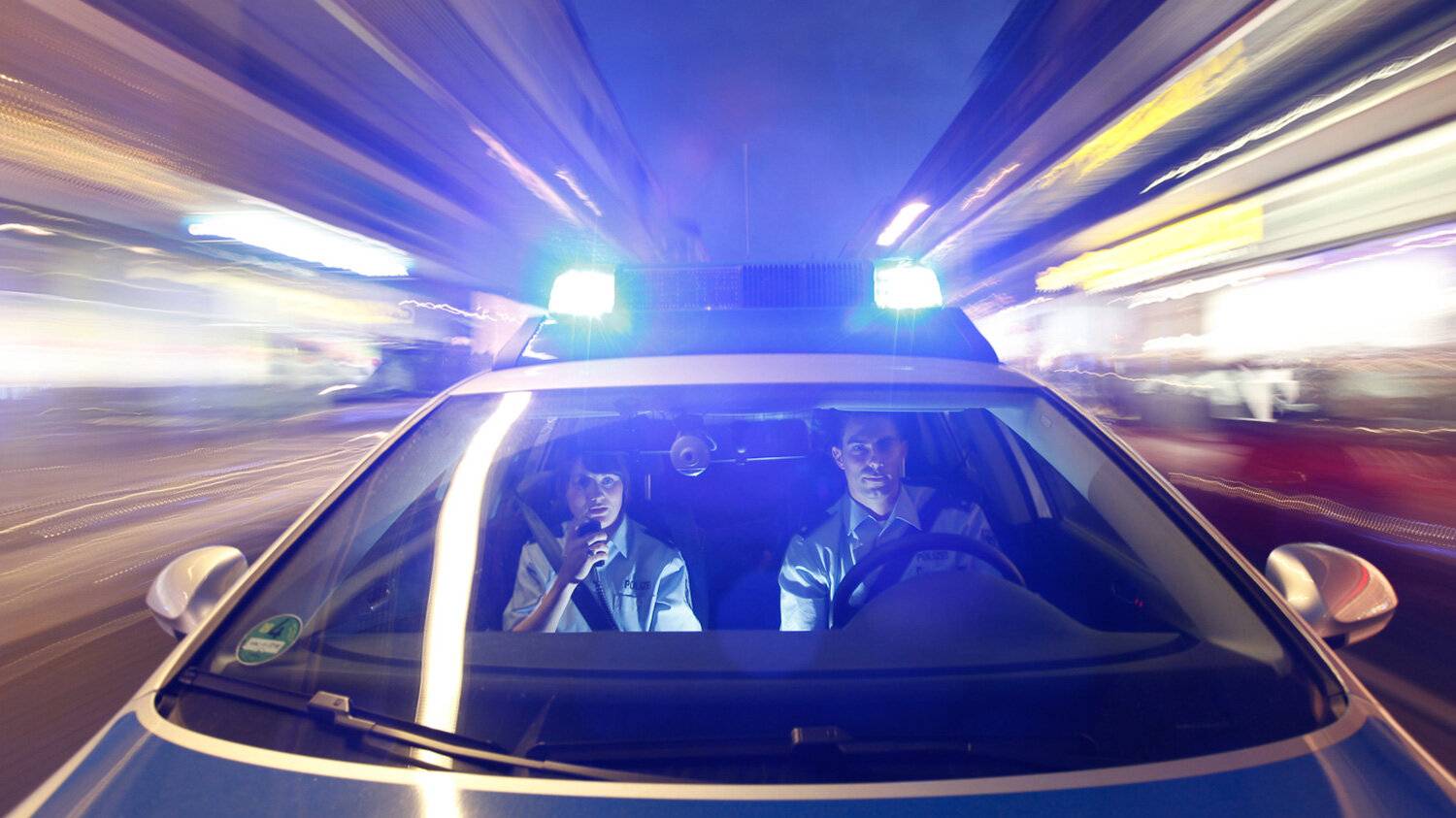 Kriminalpolizei ermittelt: Passant findet toten Mann