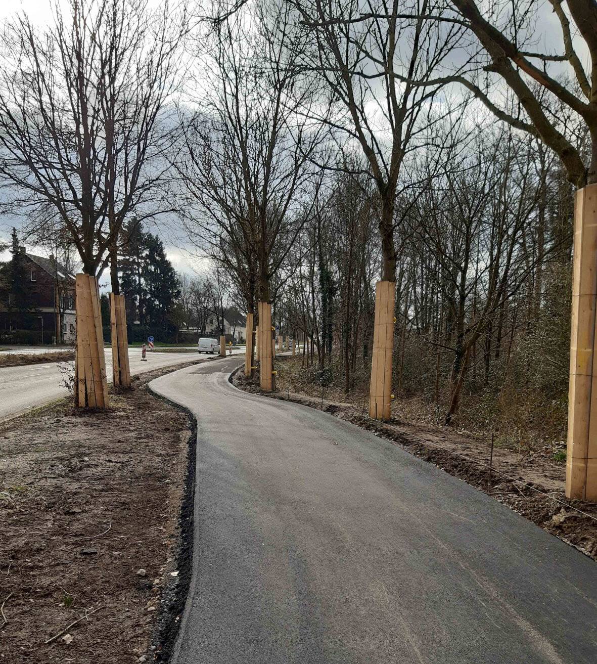  Die Sanierung der Westseite an der Bergischen Allee ist fast abgeschlossen. 