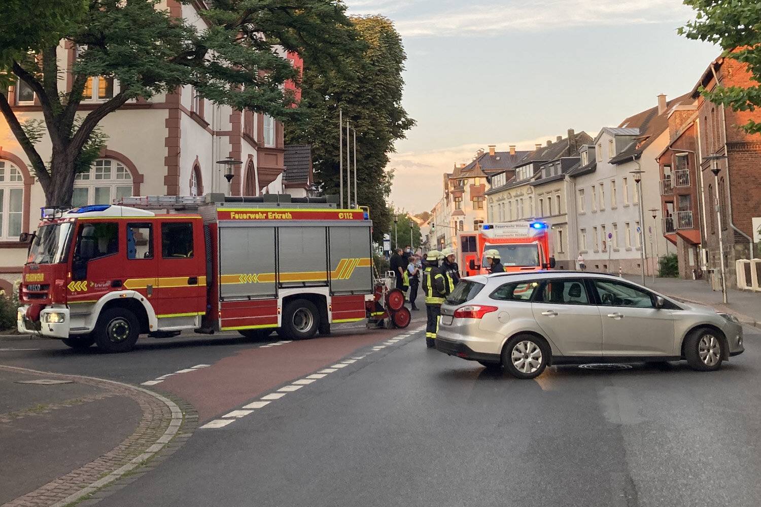 Ein Ford Focus kollidierte beim Abbiegen