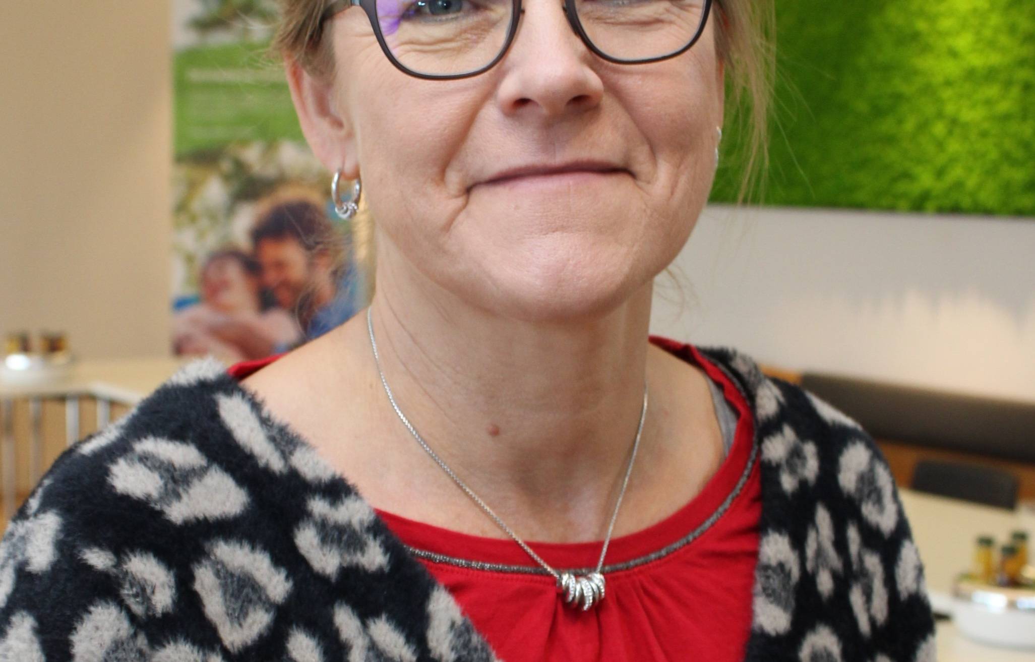  „Was nun alle tun müssen: weniger verbrauchen“: Die Technische Leiterin der Stadtwerke Erkrath, Marion Hauschke, und Geschäftsführer Gregor Jeken appellieren eindringlich an die Erkrather Bevölkerung, Strom zu sparen. 