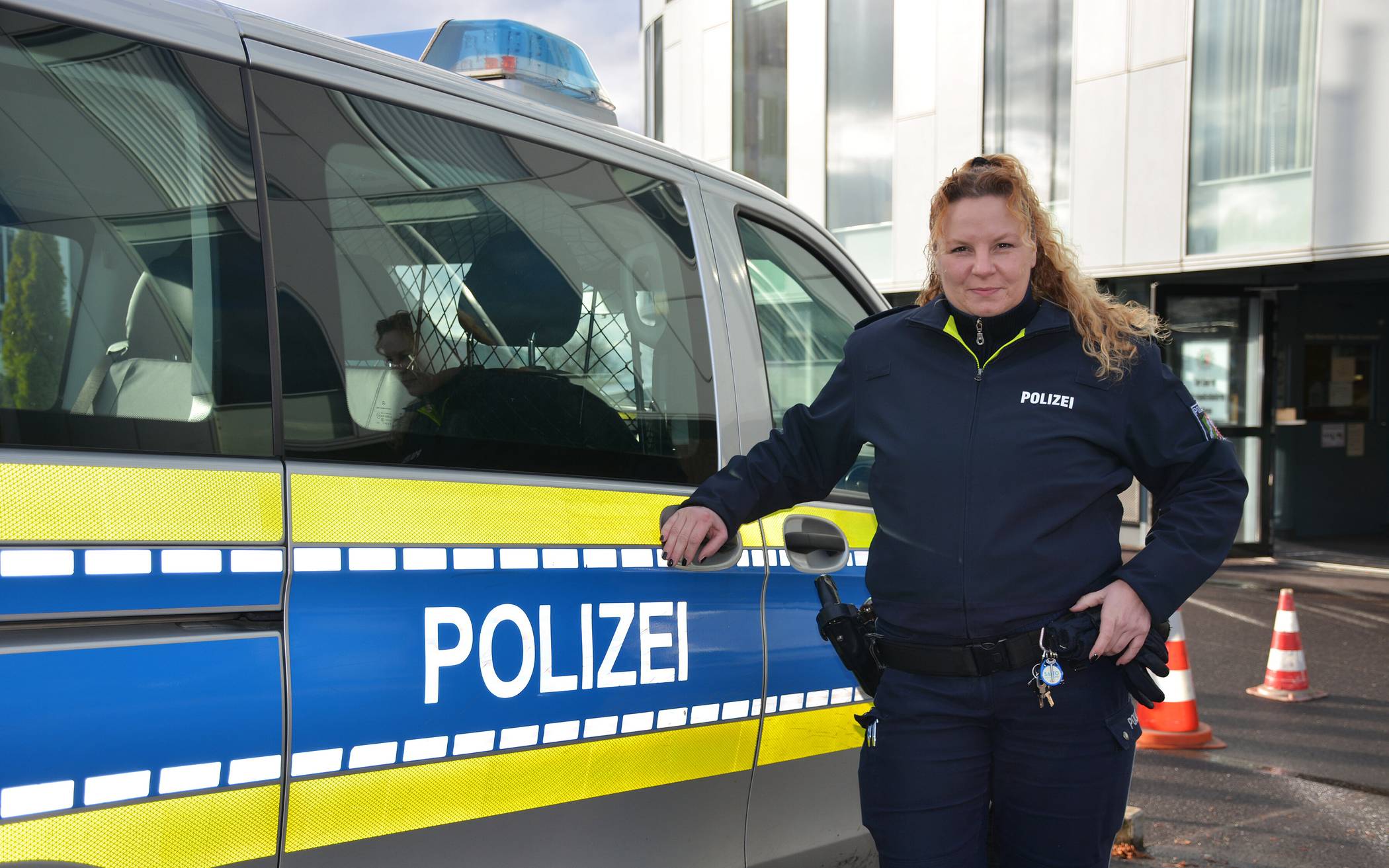 Polizeioberkommissarin Stefanie Schmidt ist neue Bezirkdienstbeamtin in Mettmann. 
  