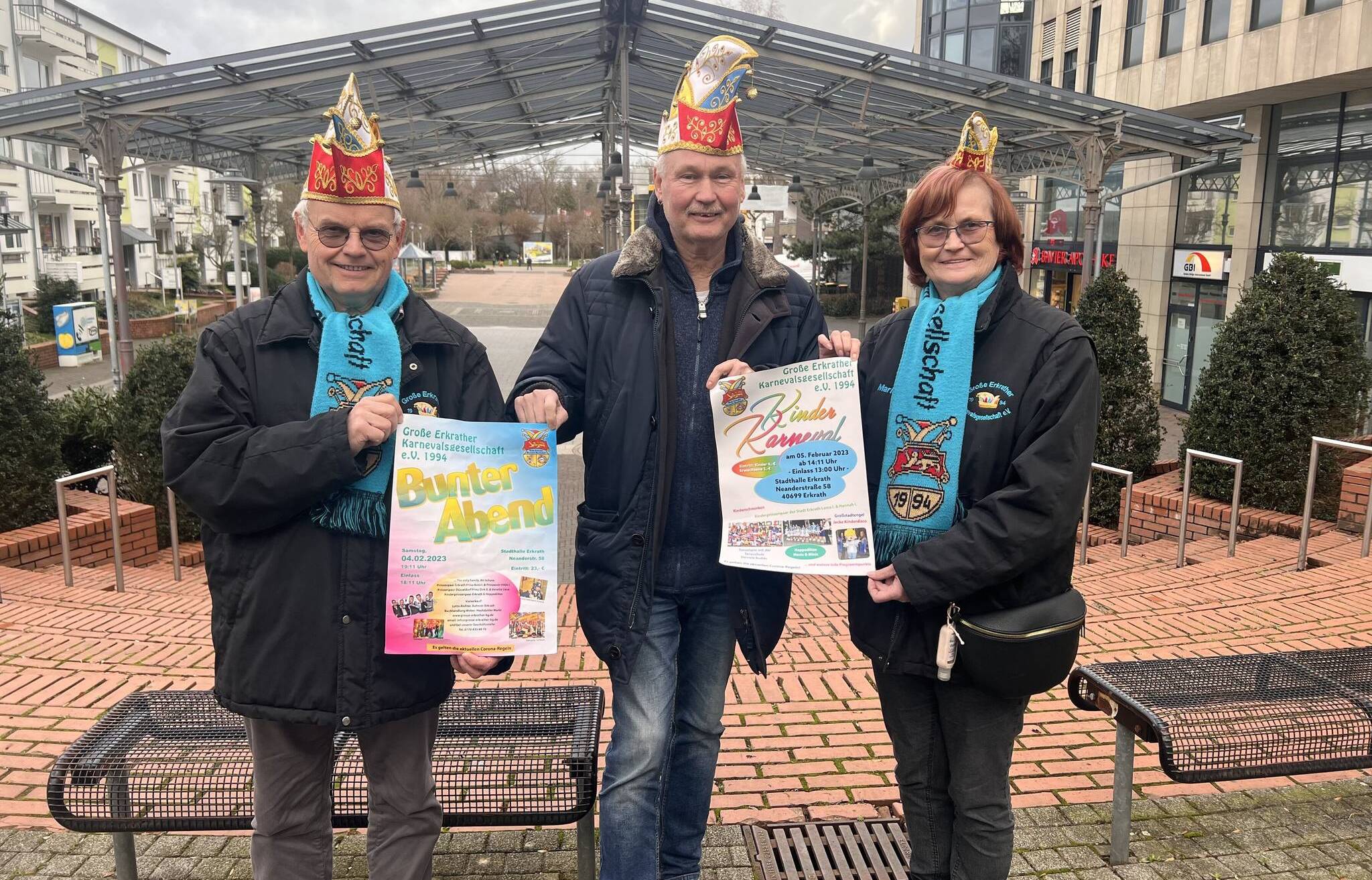 Ludwig Hucklenbroich (zweiter Vorsitzender), Udo Wolffram (Präsident) und Marion Güde (Schriftführerin) von der Großen Erkrather KG freuen sich auf diese Wochenende, das ganz im Zeichen des Bunten Abends und des Kinderkarnevals steht.