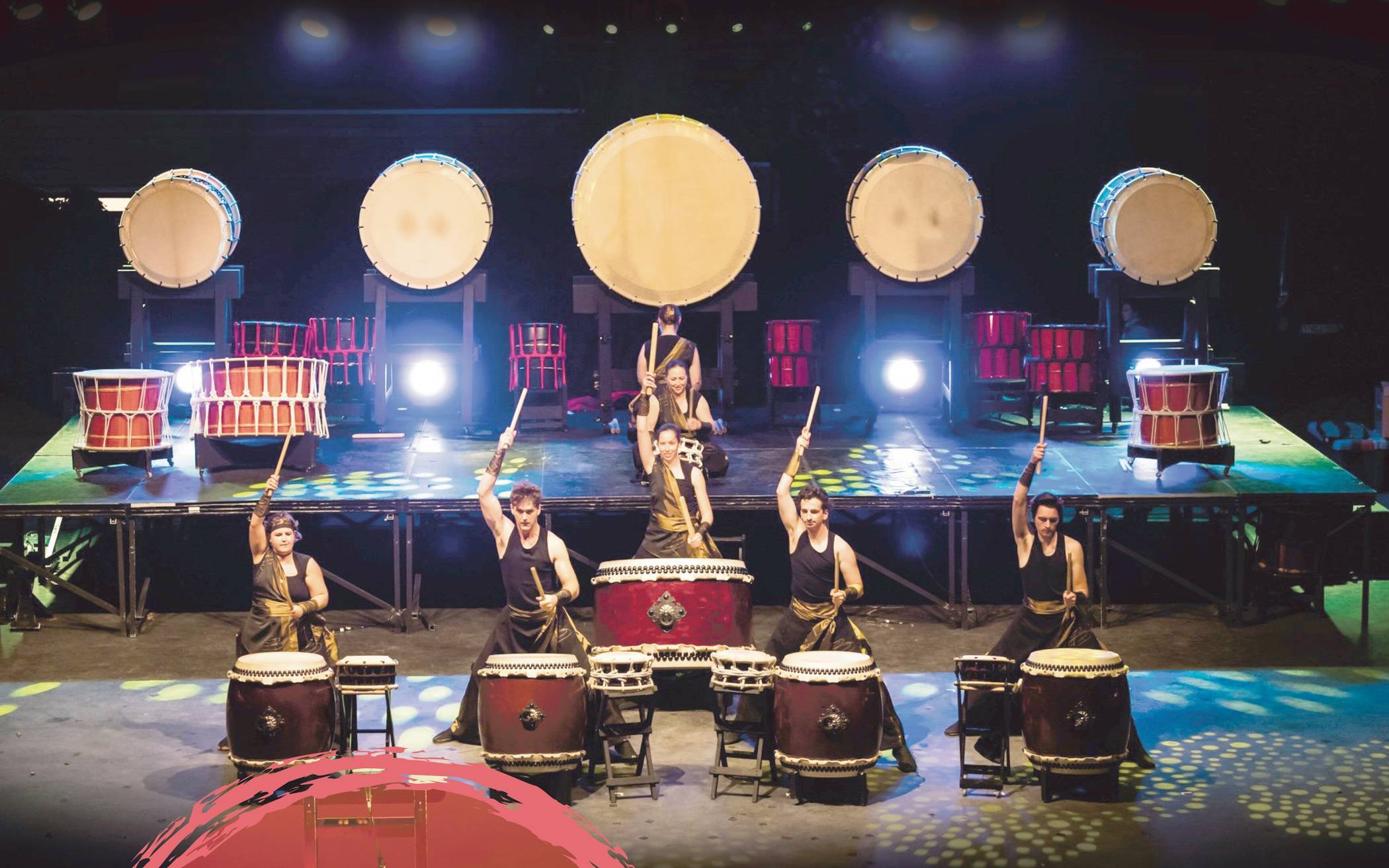 Die Taiko-Gruppen Feniks und Bonten in der Stadthalle Erkrath: Förderverein MS-Treff Erkrath landet einen Supercoup