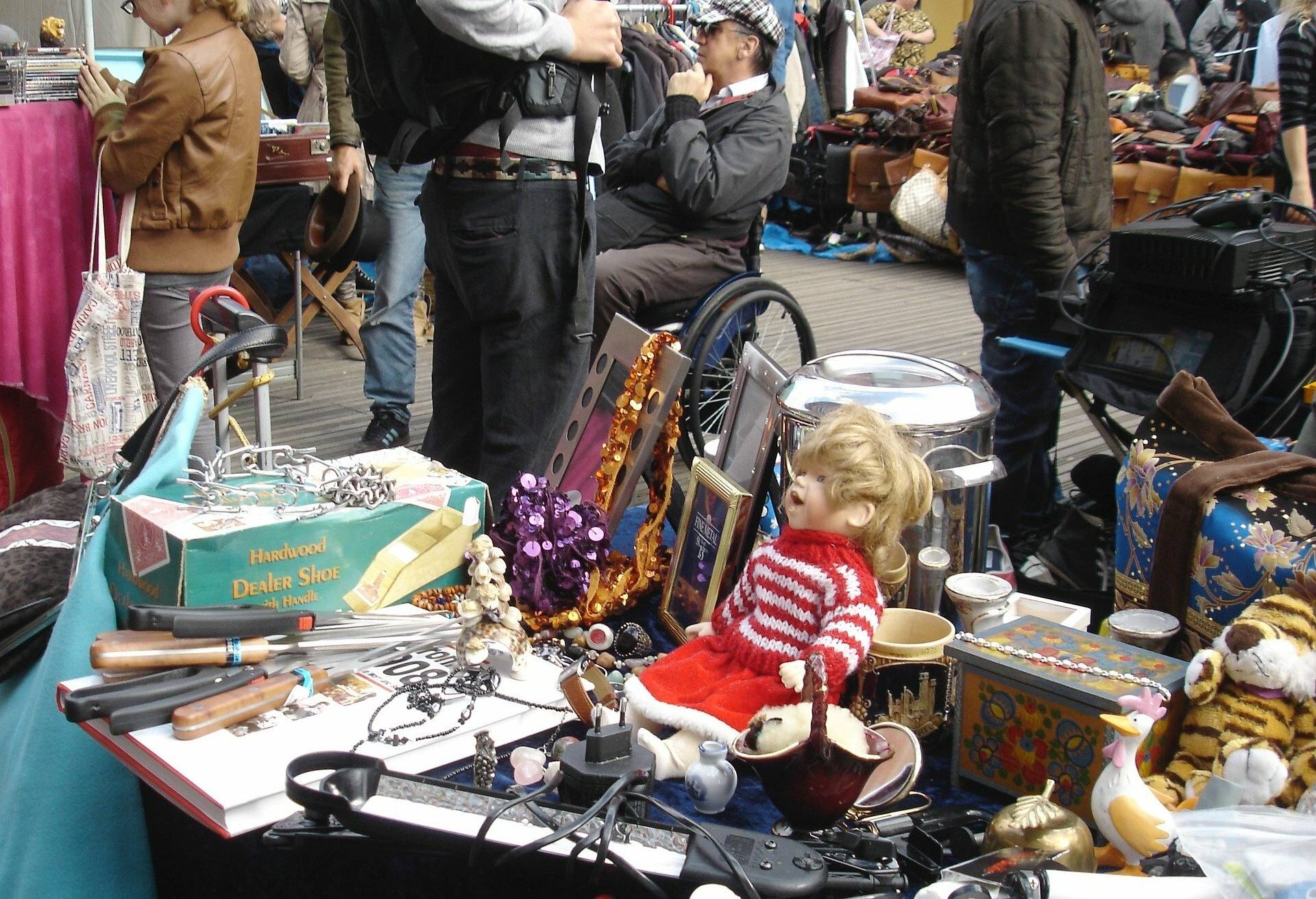  Erwerb eines Standplatzes weiterhin möglich: Noch freie Standplätze für den Open-Air-Trödelmarkt. 