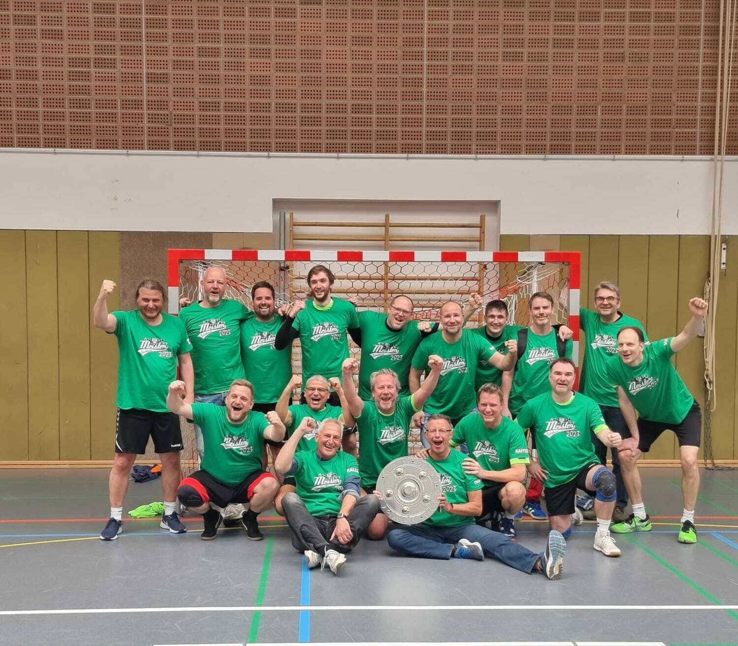Erfolgreicher Saisonverlauf der Handballabteilung des TuS Erkrath: Immer als Team zusammen gehalten