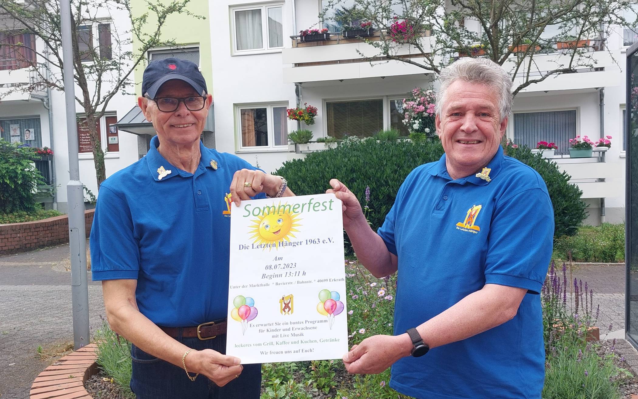  Werner Scheter (zweiter Vorsitzender der KG „Die letzten Hänger) und Peter Arno Schmidt (Präsident der KG „Die letzten Hänger) freuen sich auf das Sommerfest an diesem Wochenende.  