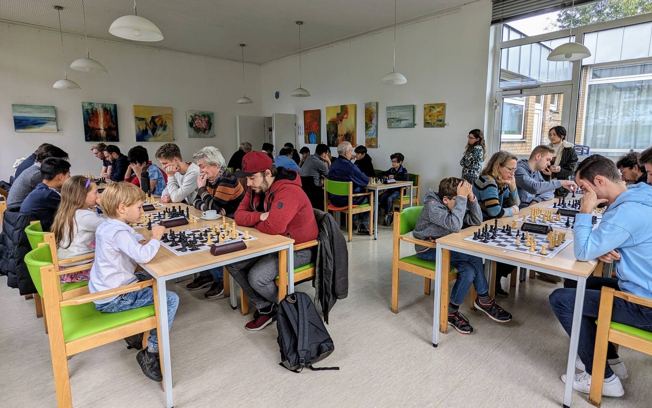Volker Bub vom Schachclub Tornado Hochneukirch gewinnt den Wanderpokal