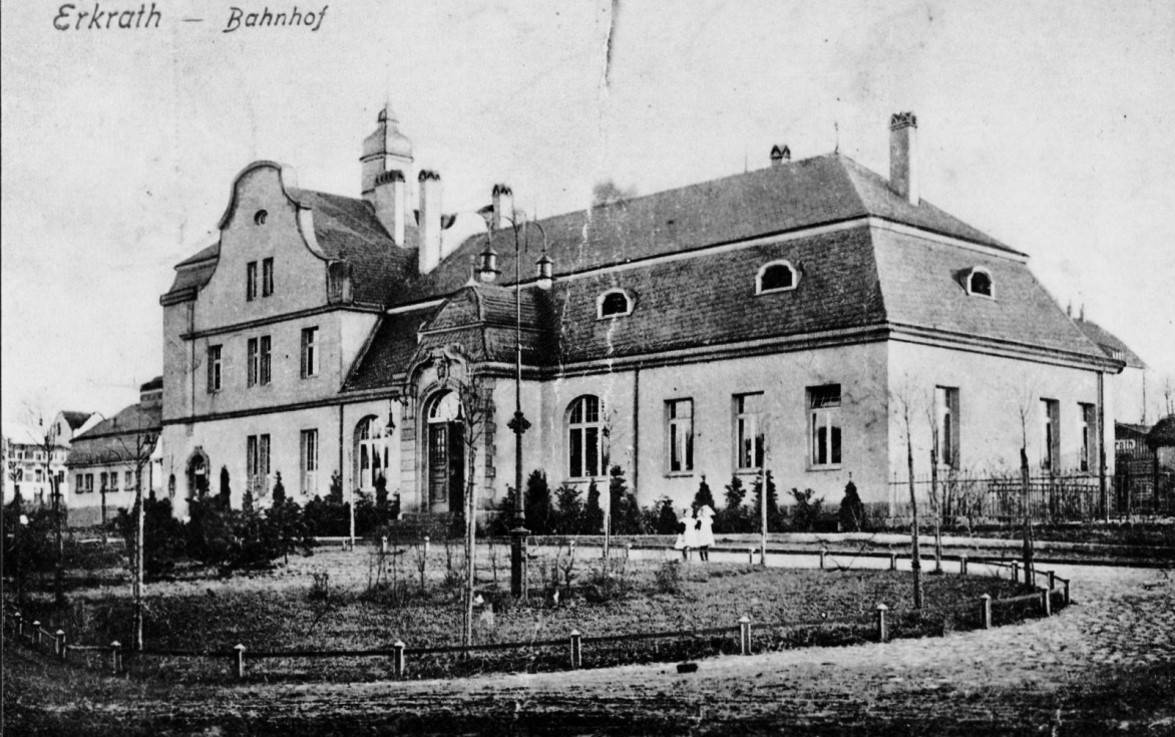 Der Alt-Erkrather Bahnhof um 1910.