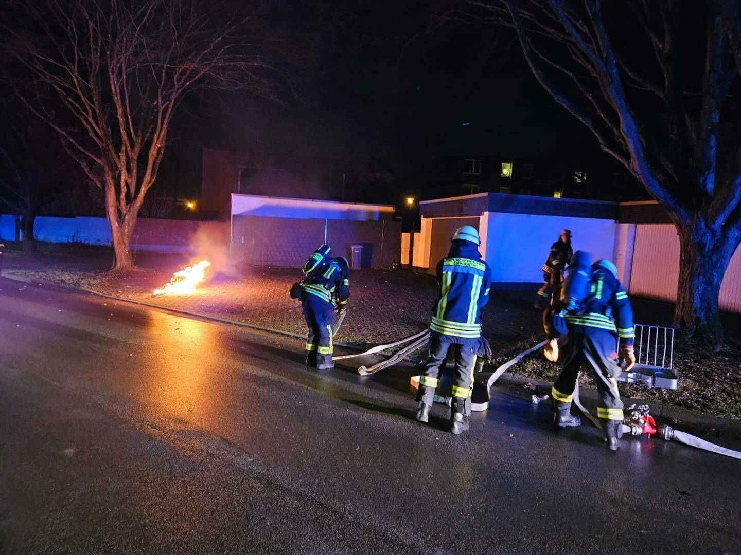 Die Feuerwehr musste zu mehreren Bränden