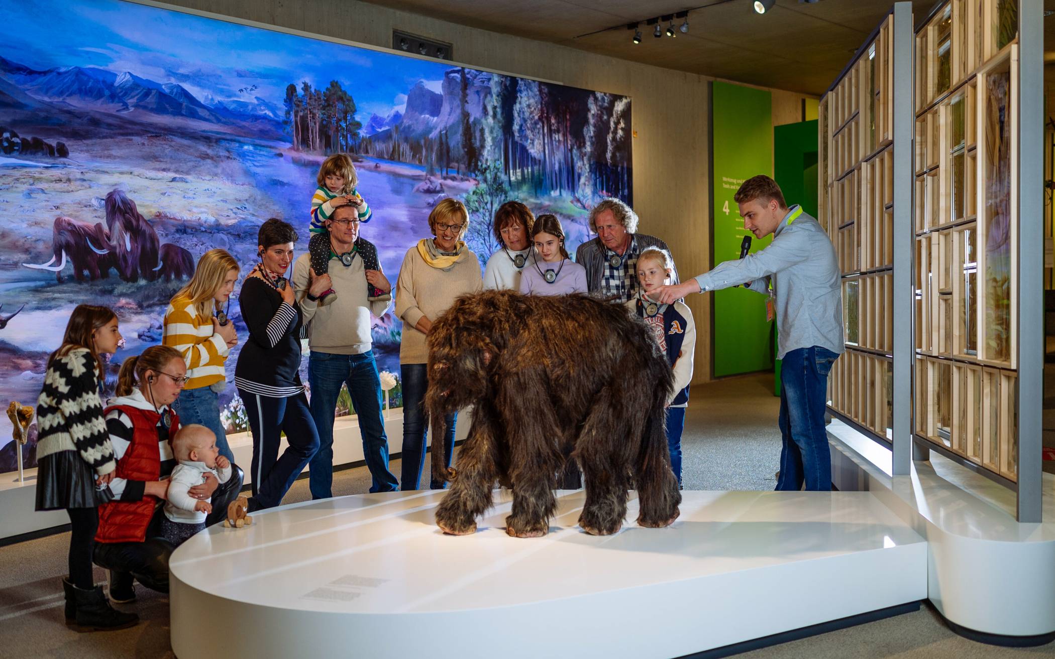 Familienführung im Neanderthal Museum