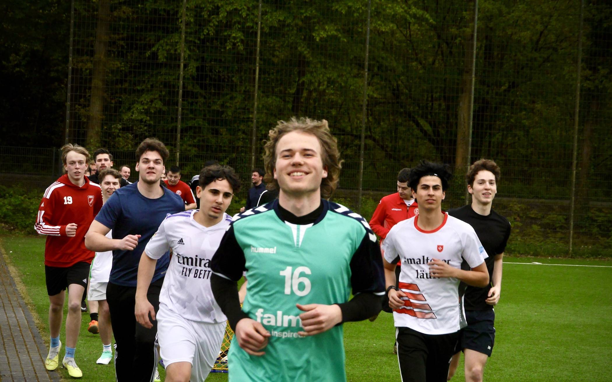 Erster Training der neuen dritten Mannschaft des SSV Erkrath.