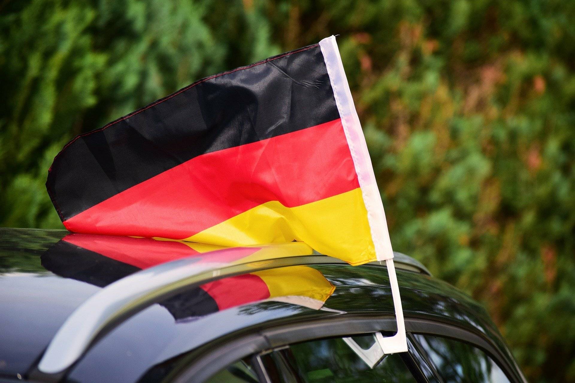 Rheinbahn bringt die Fans zu den EM-Spielen und zu den Public Viewings​