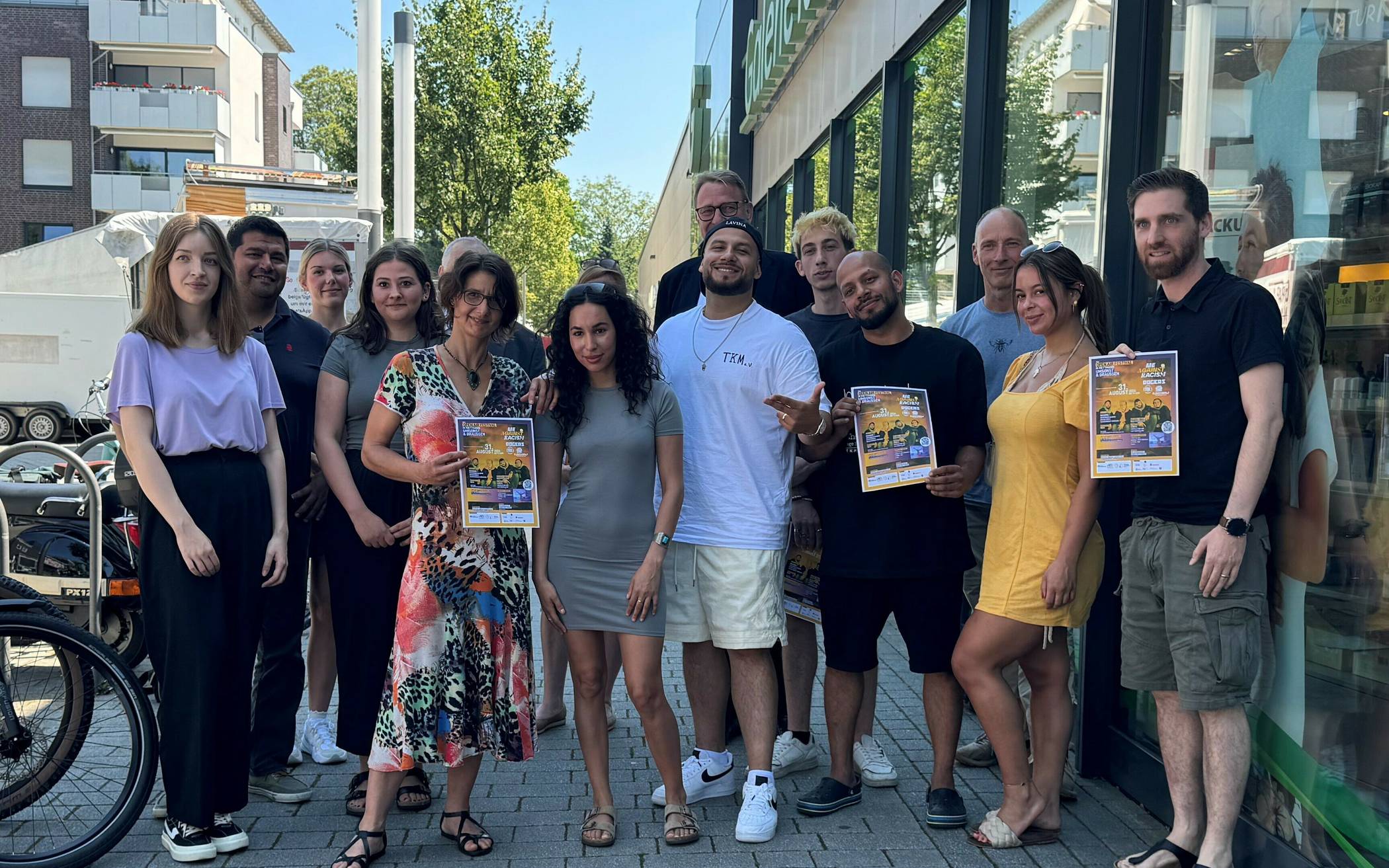 Umsonst und draußen: Open-Air-Festival „ME against racism“​
