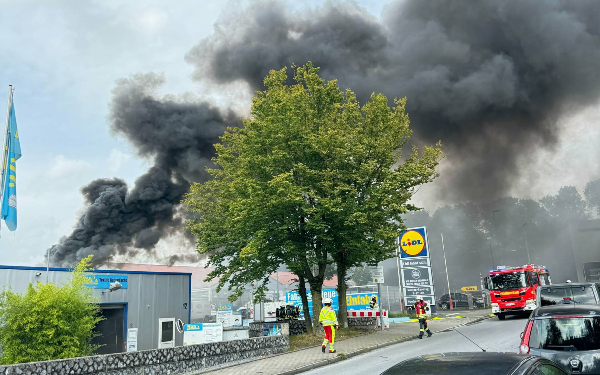 Eine Autowaschanlage in Hochdahl geriet gestern