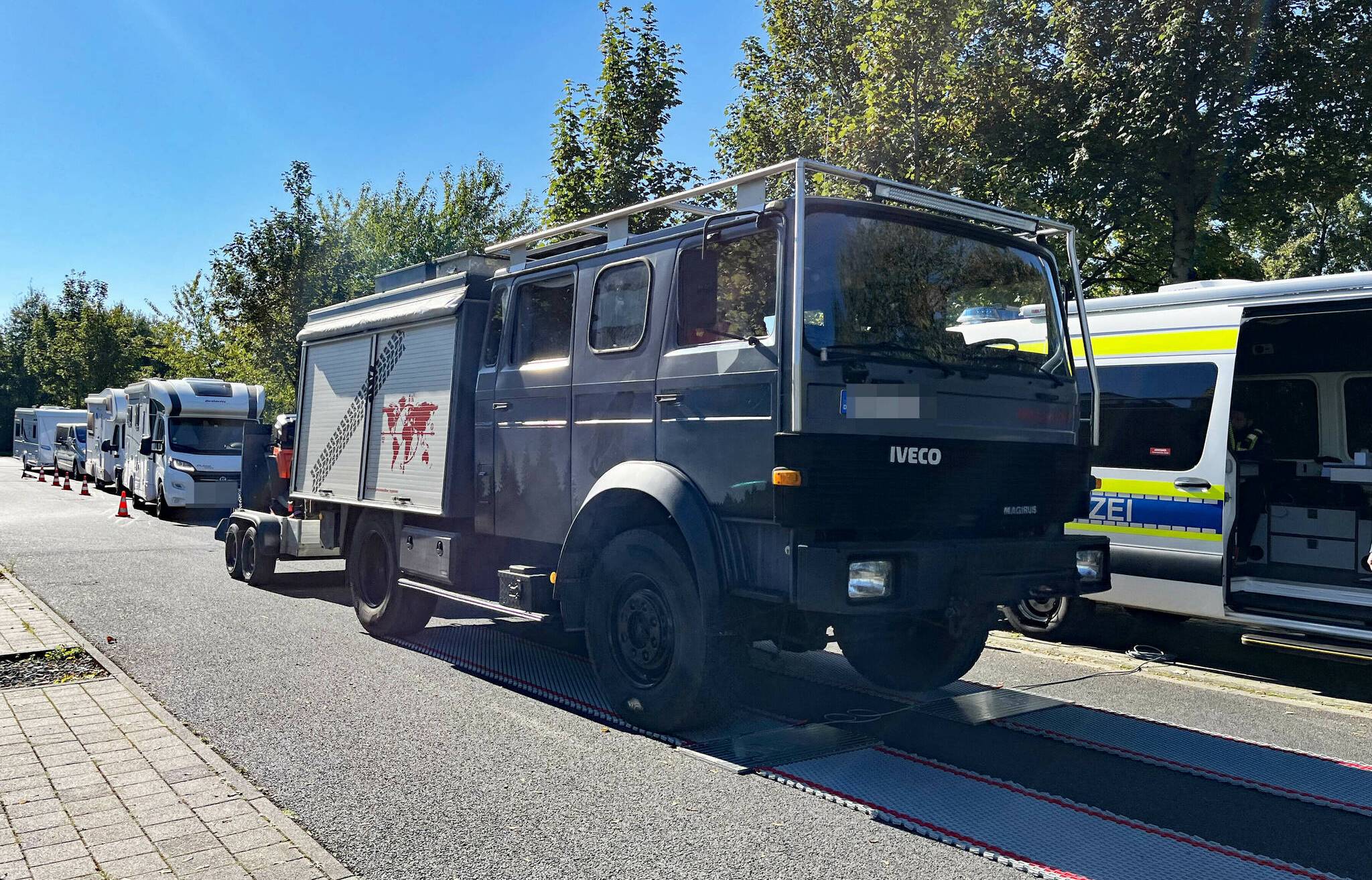  Bei der Aktion der Kreispolizeibehörde Mettmann kamen auch besondere Camper auf die Waage. 