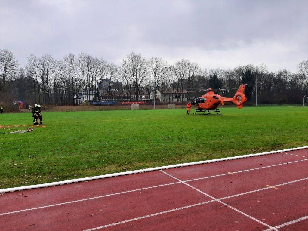 Landeplatz RTH Christoph 3 im Toni-Turek-Stadion.