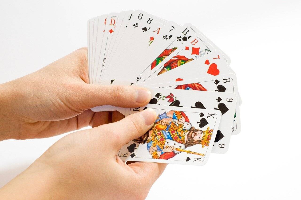 Wenig Material und große Spielfreude: Kartenspiele