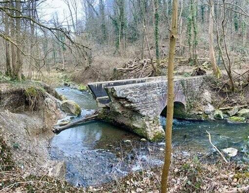 Die zerstörte Brücke über den Eselsbach