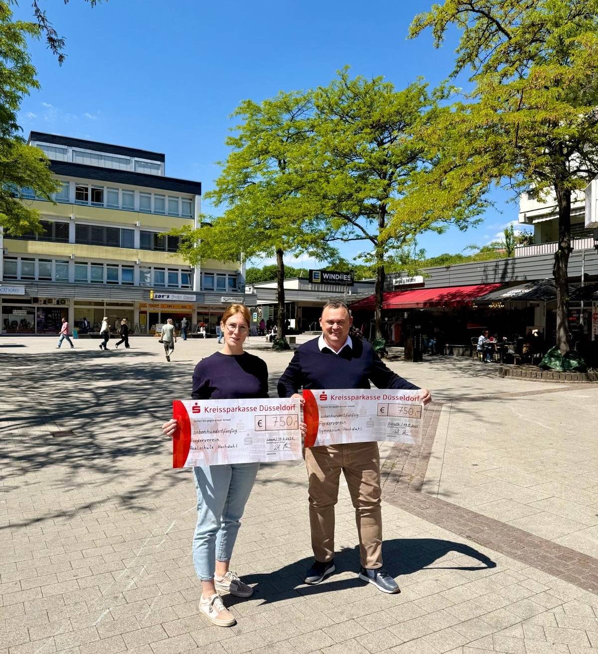 Laura Frauenrath und Peter Stütz (Vorstand