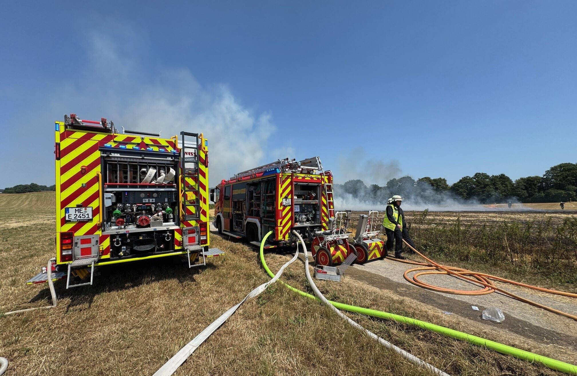 Flächenbrand am Ankerweg heute Mittag in