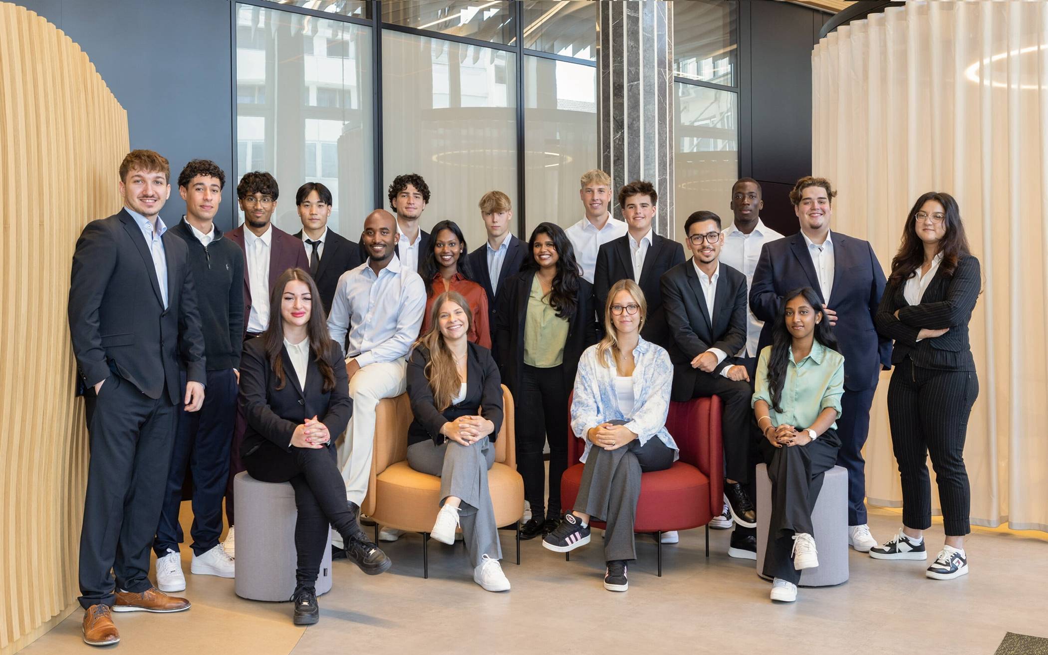 Ausbildungsbeginn für zwanzig junge Menschen