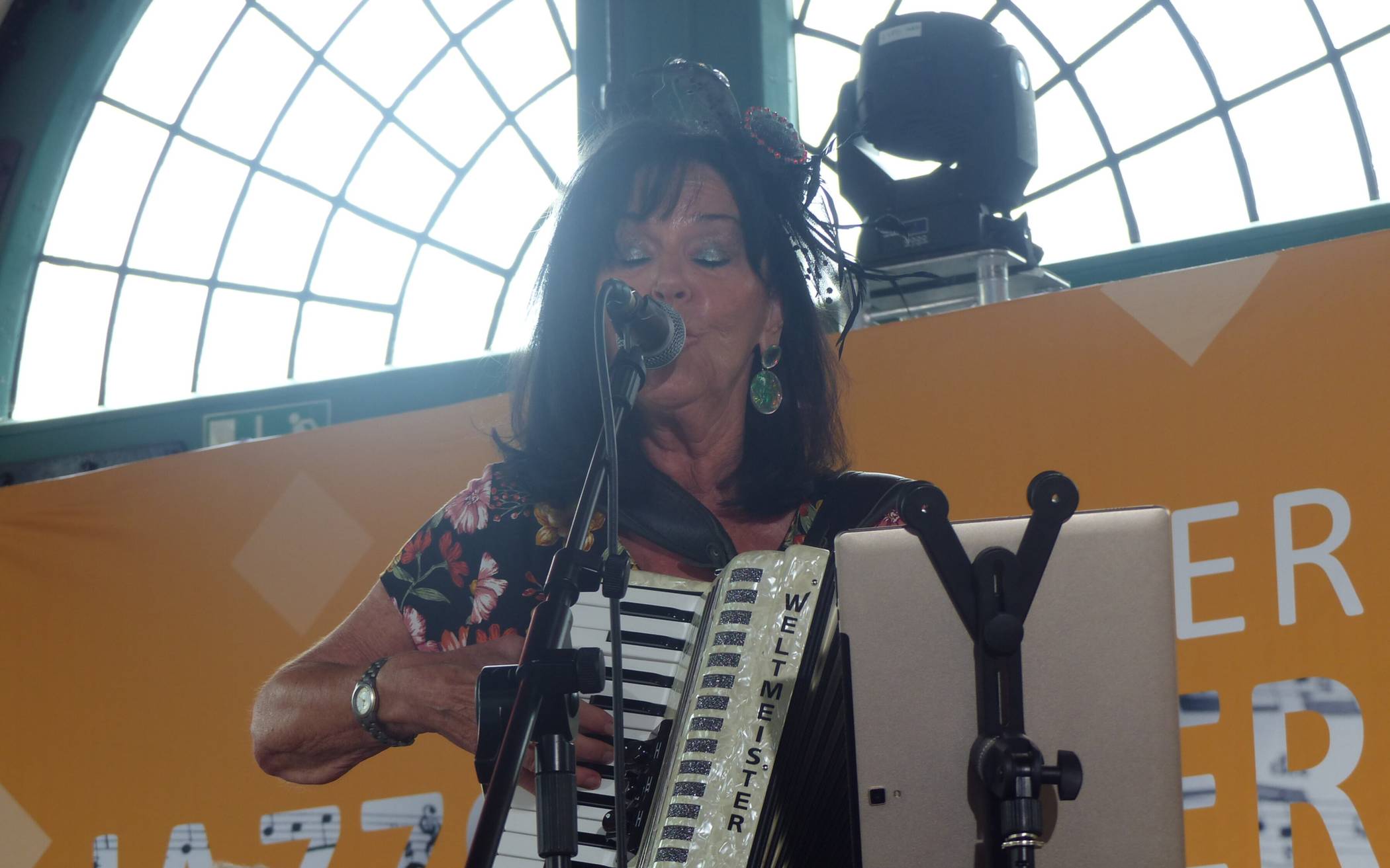  Frontfrau Gabi Klammert von der Hot Jazz GmbH Bonn. 