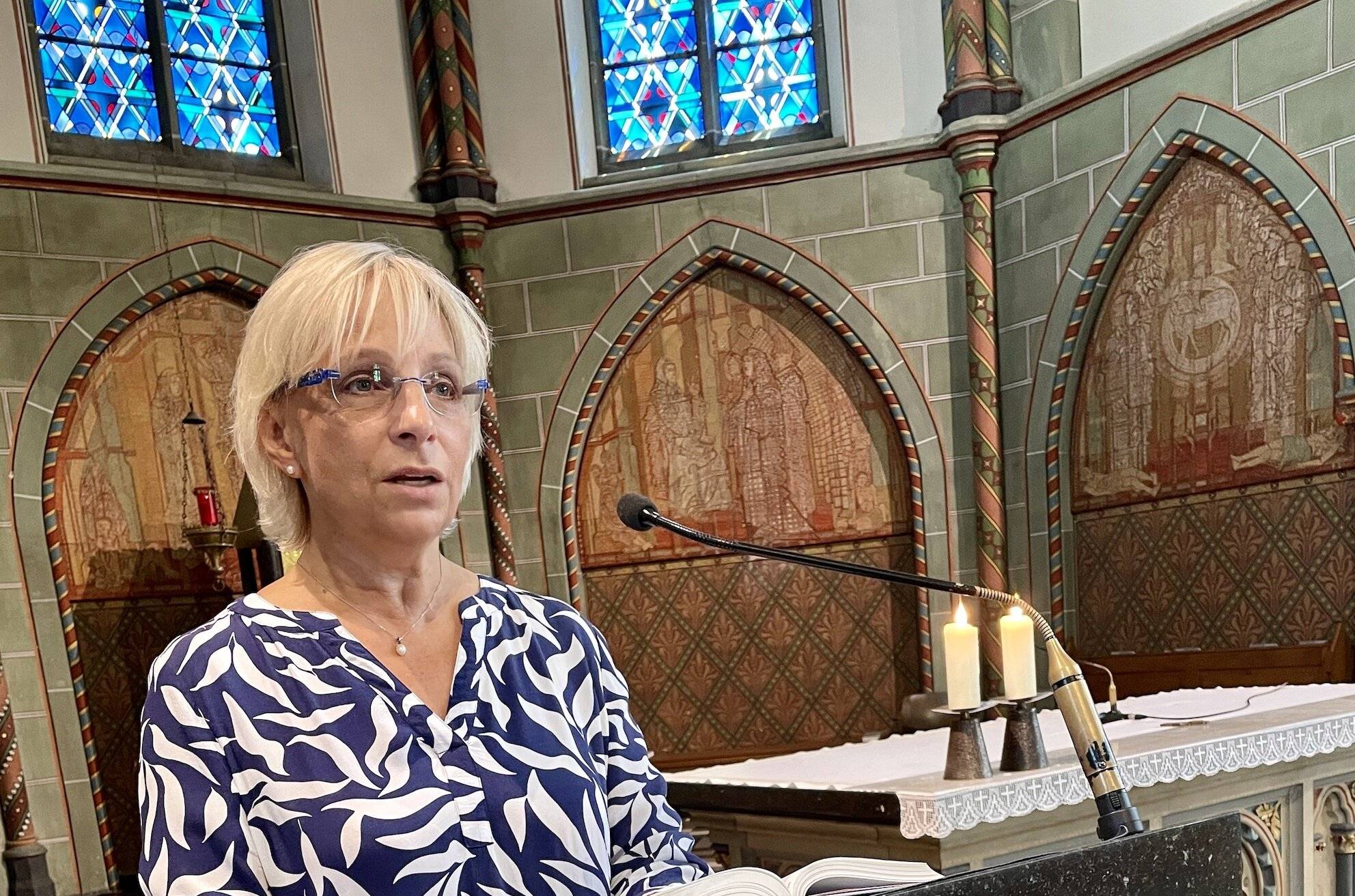 Kantorin Simone Turk.