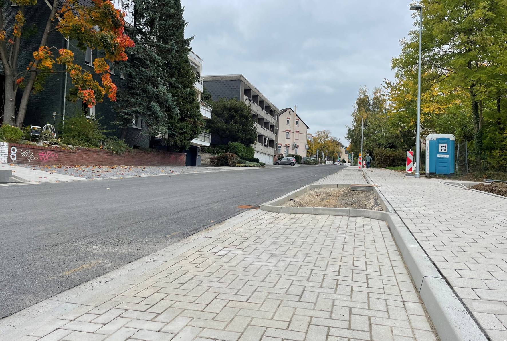 Das rund 180 Meter lange Teilstück wurde vollständig saniert und nun wieder für den Verkehr freigegeben.