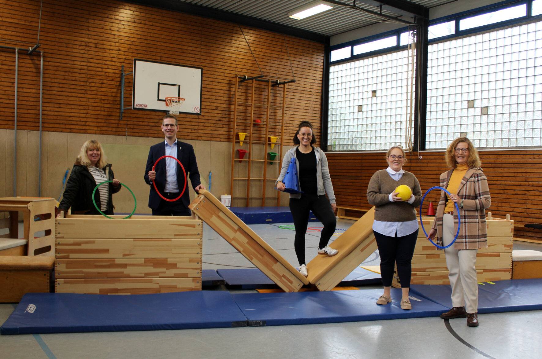 V.l.n.r.: Andrea Holland, Leiterin der städtischen