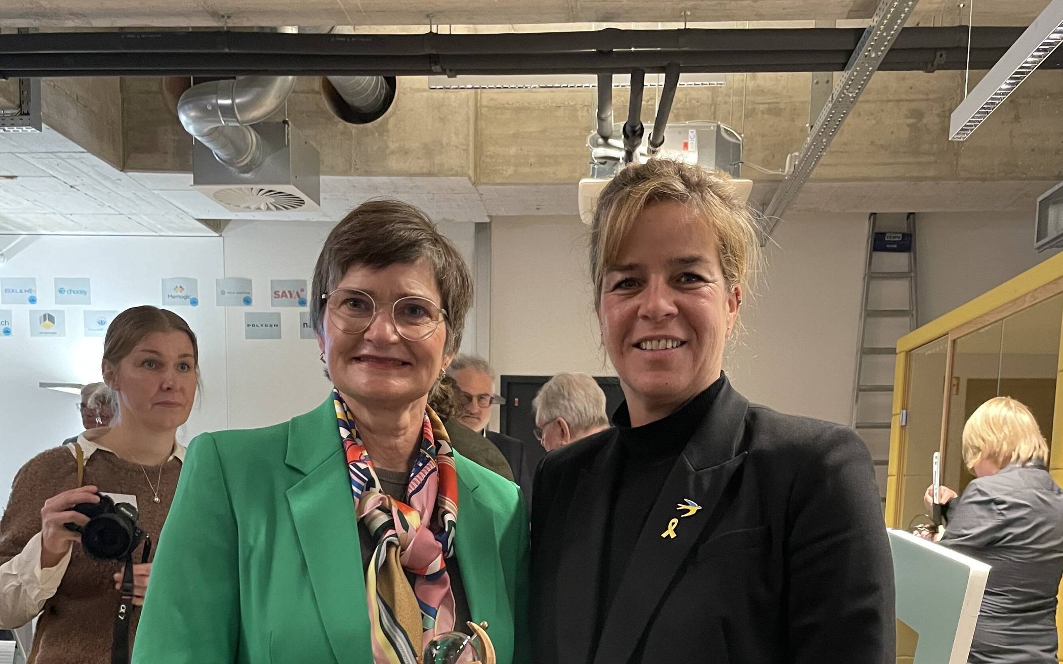 (v.l.): Dr. Bärbel Auffermann (Direktorin Neanderthal