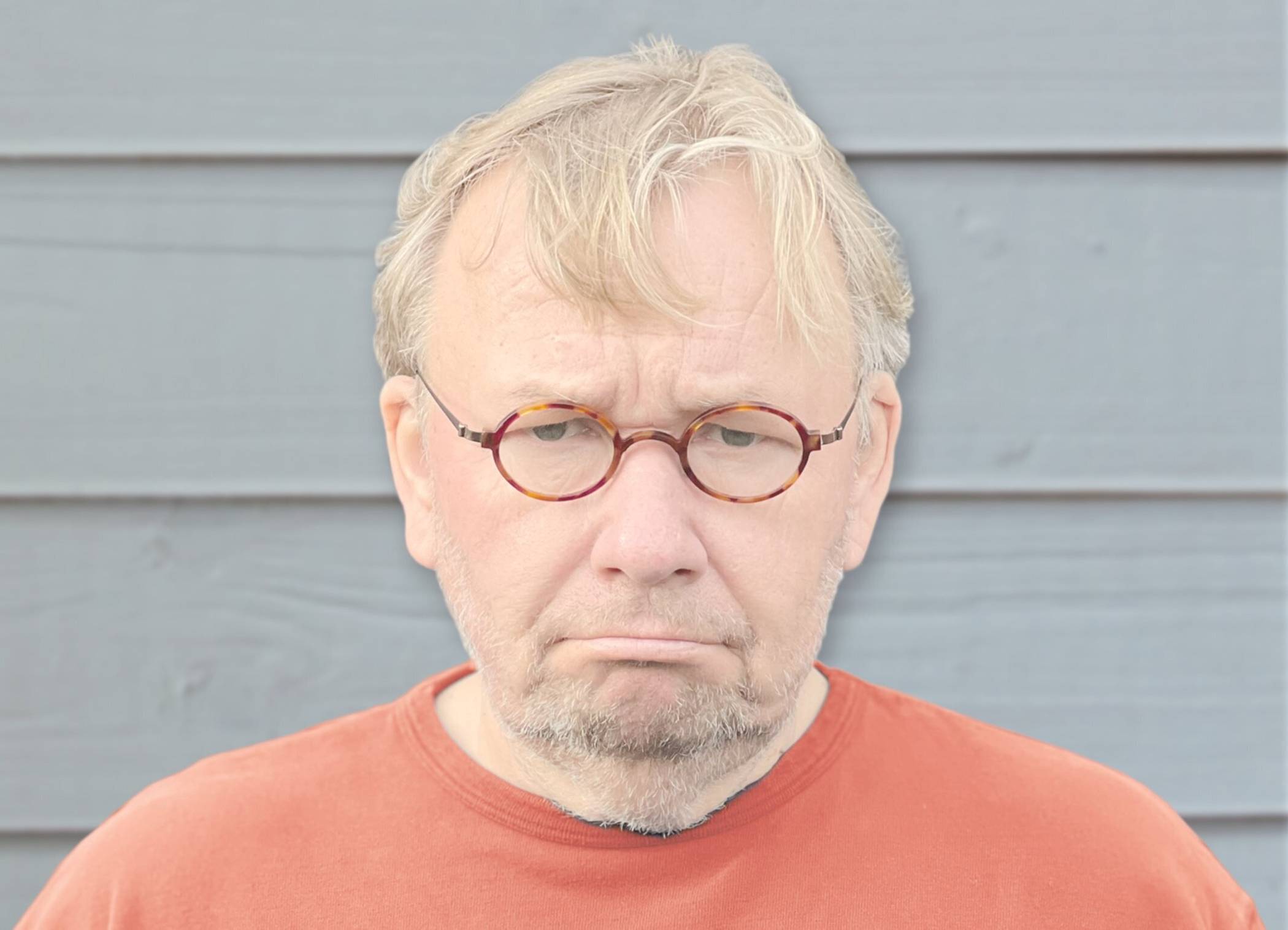 Bernd Stelter präsentiert am Donnerstag, den 20. November, sein neues Programm „Reg dich nicht auf! Gibt nur Falten.“ in der Stadthalle Erkrath.