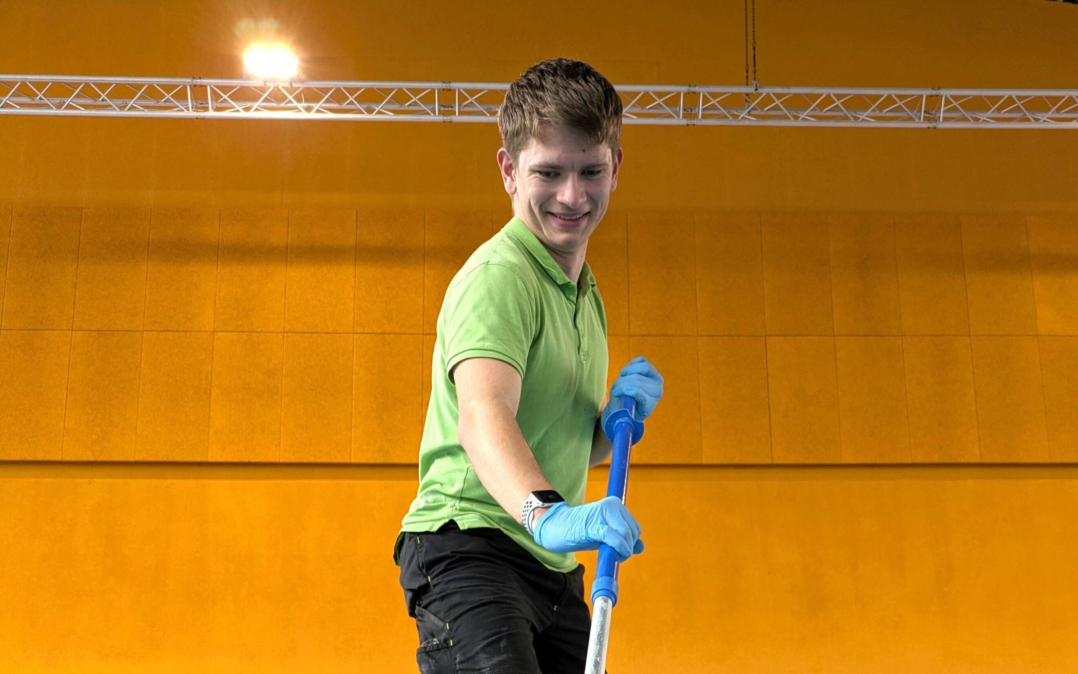  Großreinemachen im Neanderbad. 