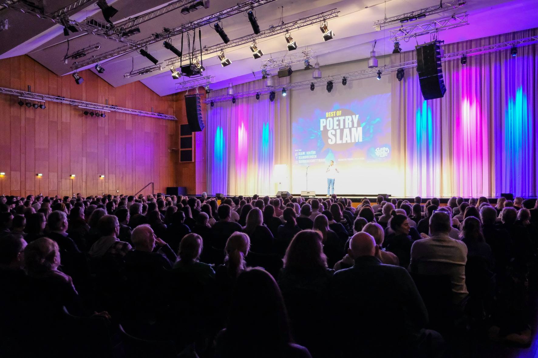 Poetry Slam in der Stadthalle Erkrath
