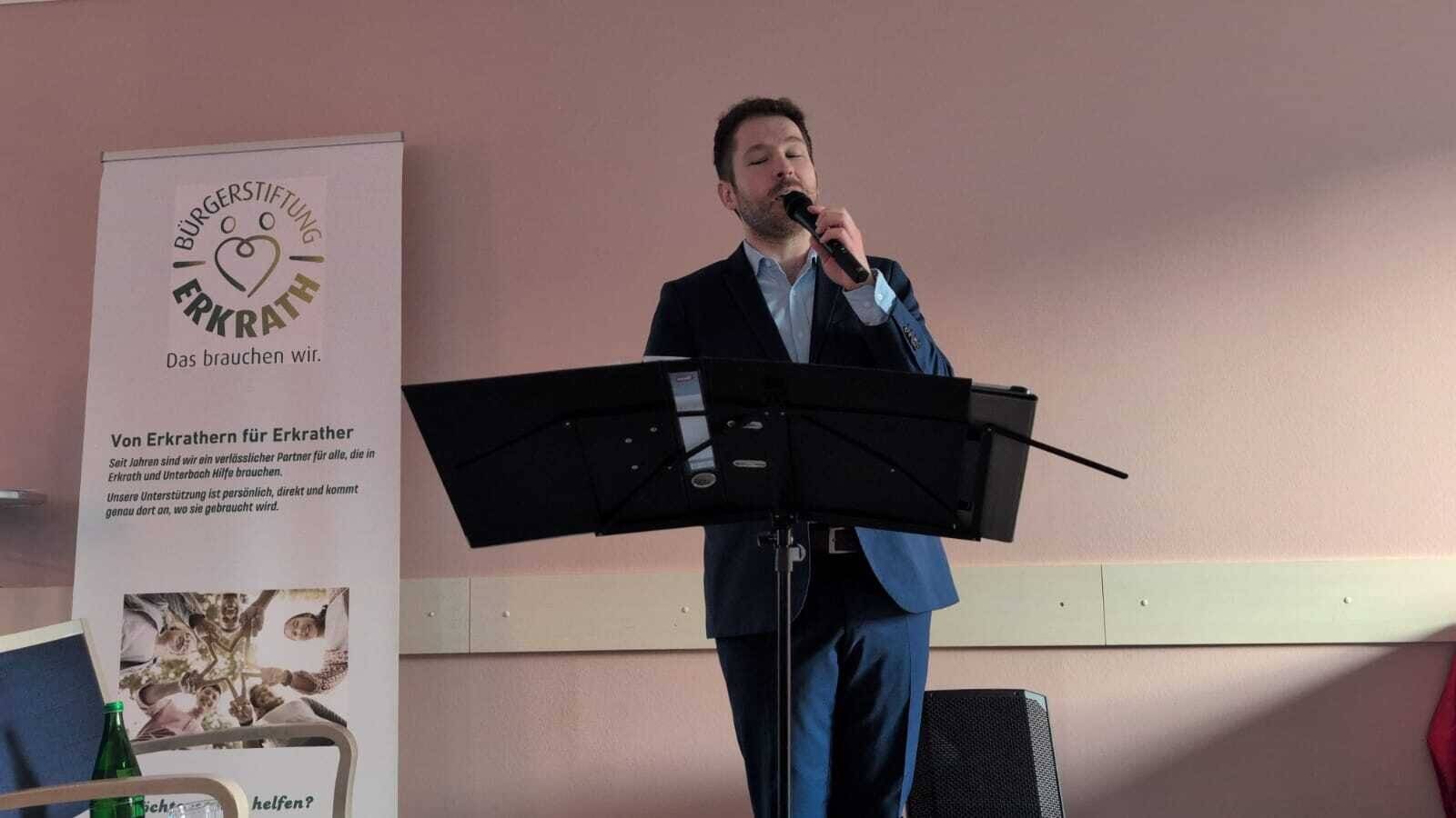 Tenor Stefan Bäumler.