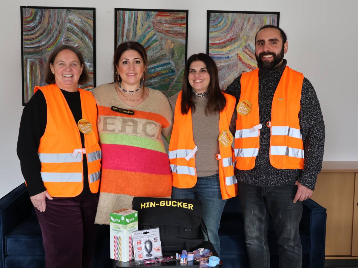 Hin-Gucker: Jugendschutzaktion beim Karneval in Alt-Erkrath