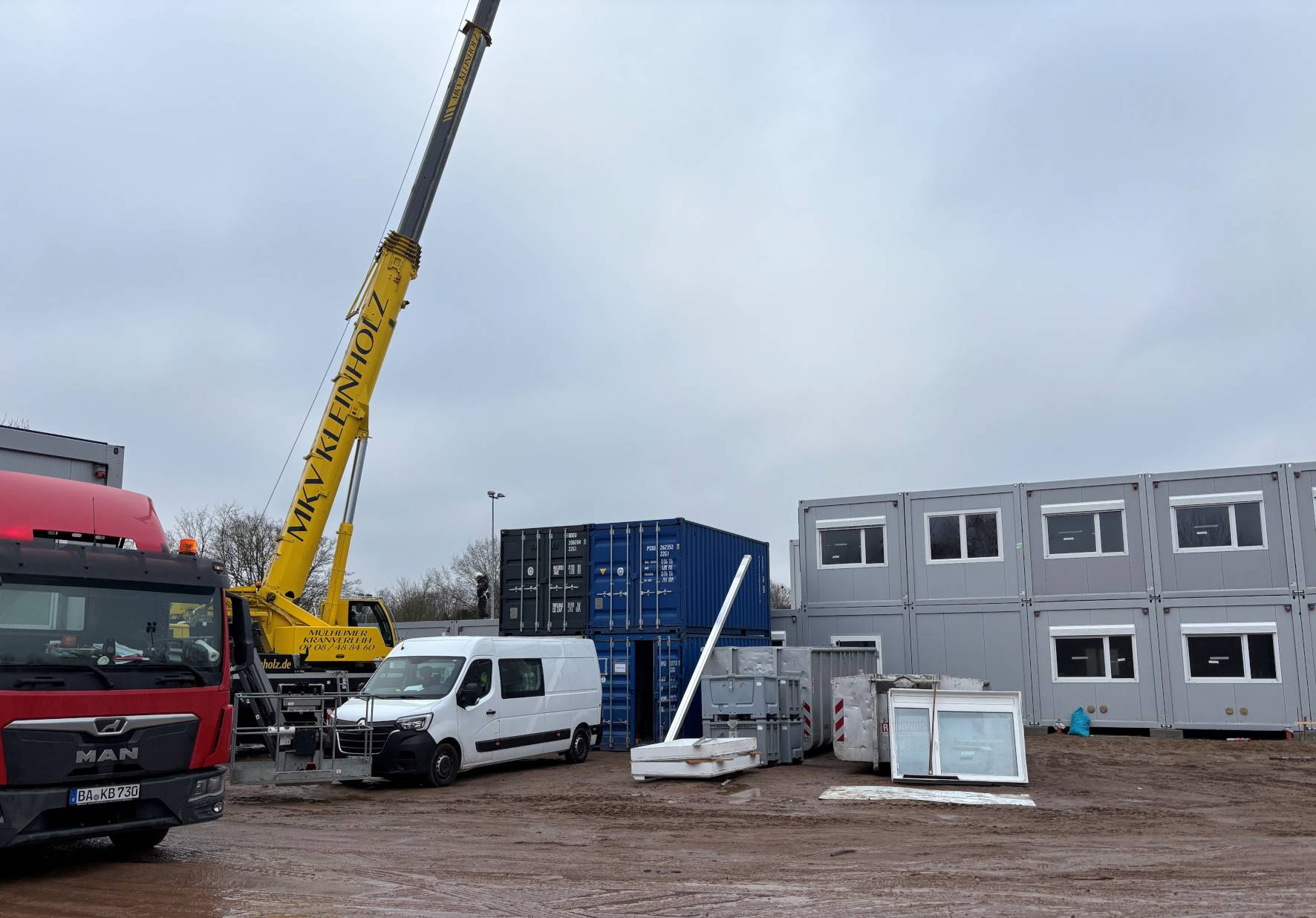 Bis zum Neubau der Gebäude von