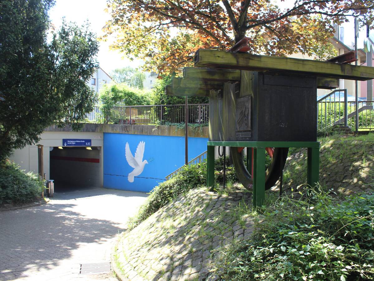 Umgestaltung des Bahnhofvorplatzes am S-Bahnhof Hochdahl