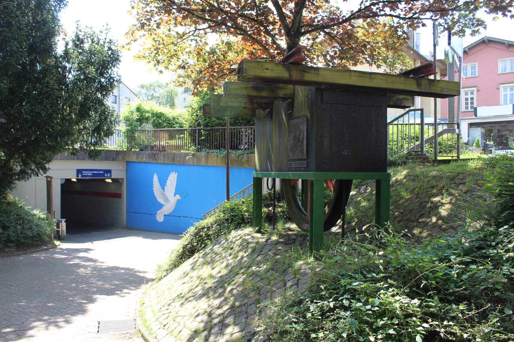 Umgestaltung des Bahnhofvorplatzes am S-Bahnhof Hochdahl