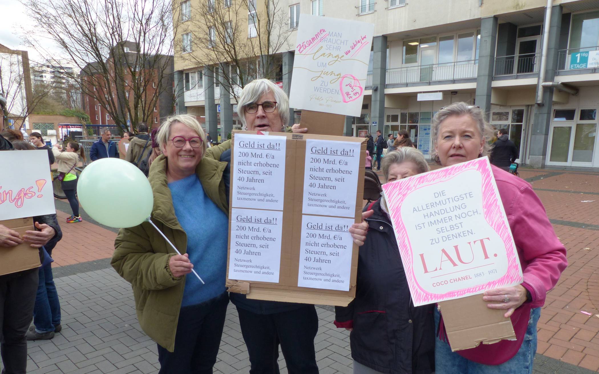 „Familien zeigen Gesicht“ in Erkrath