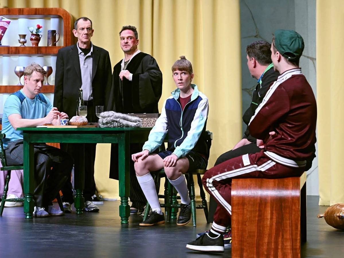 Ersatztheater: „Der zerbrochene Krug“ statt „Außer Kontrolle“