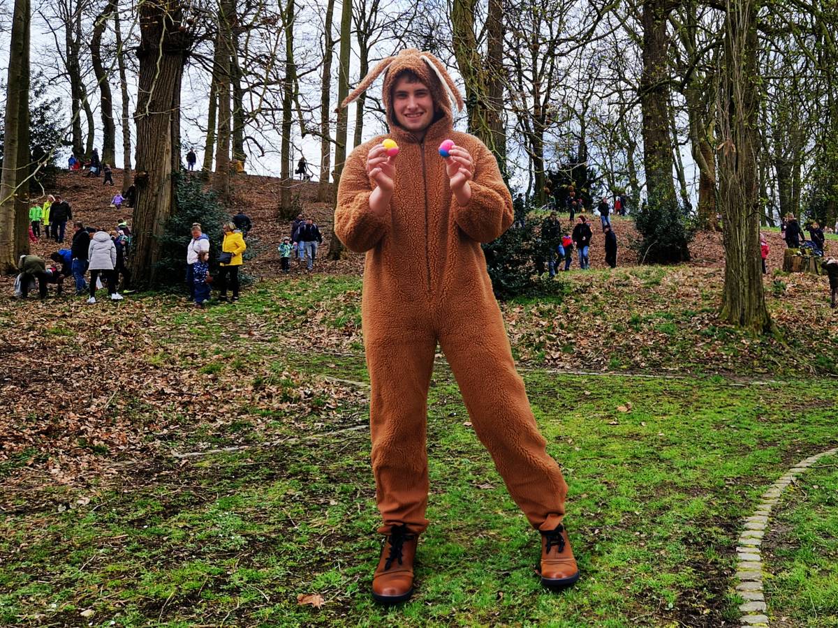 Traditionelle Kinder-Ostereiersuche im Haus Unterbach