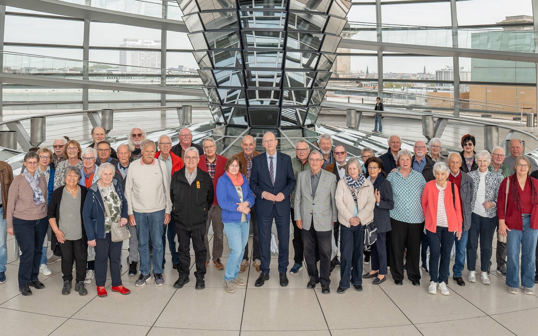 Bürger besuchen Bundestagsabgeordneten Wiener in Berlin